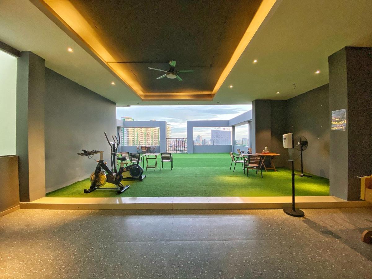 Yunfan Hotel Phnompen Kültér fotó