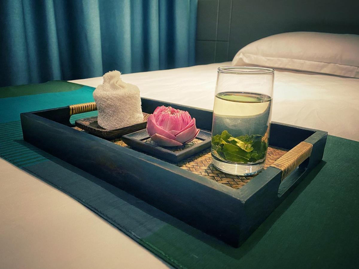 Yunfan Hotel Phnompen Kültér fotó