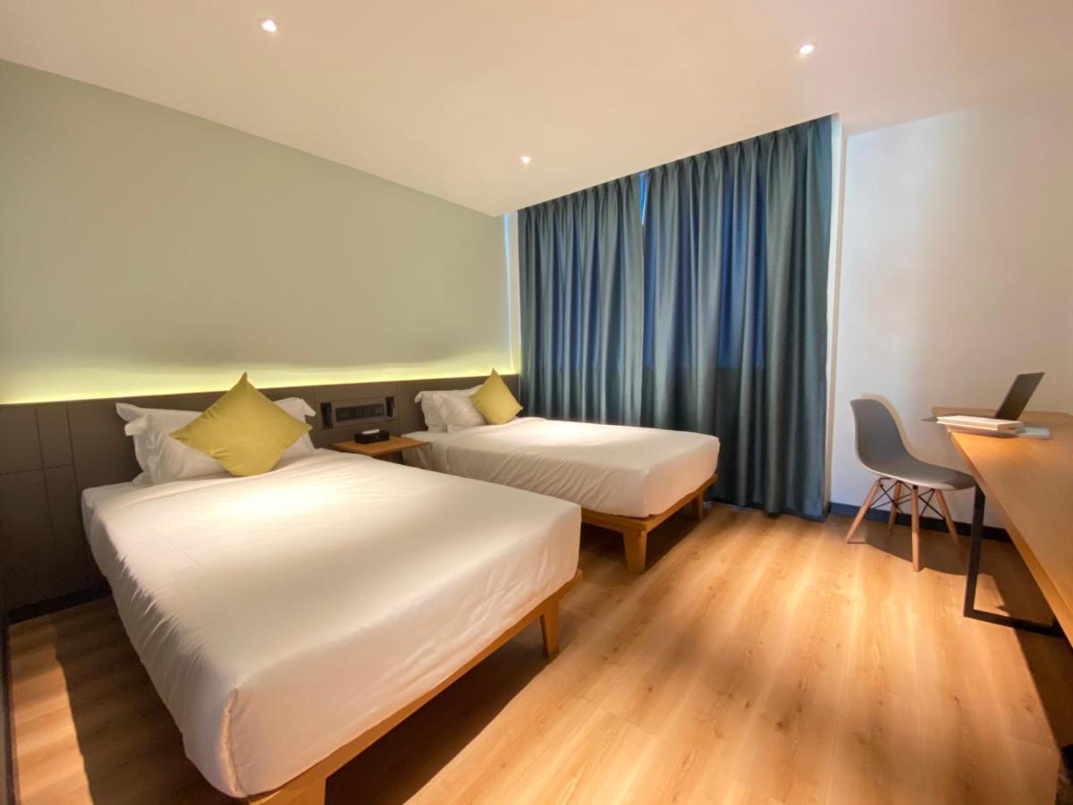Yunfan Hotel Phnompen Kültér fotó
