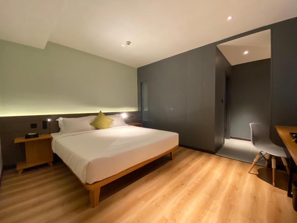 Yunfan Hotel Phnompen Kültér fotó