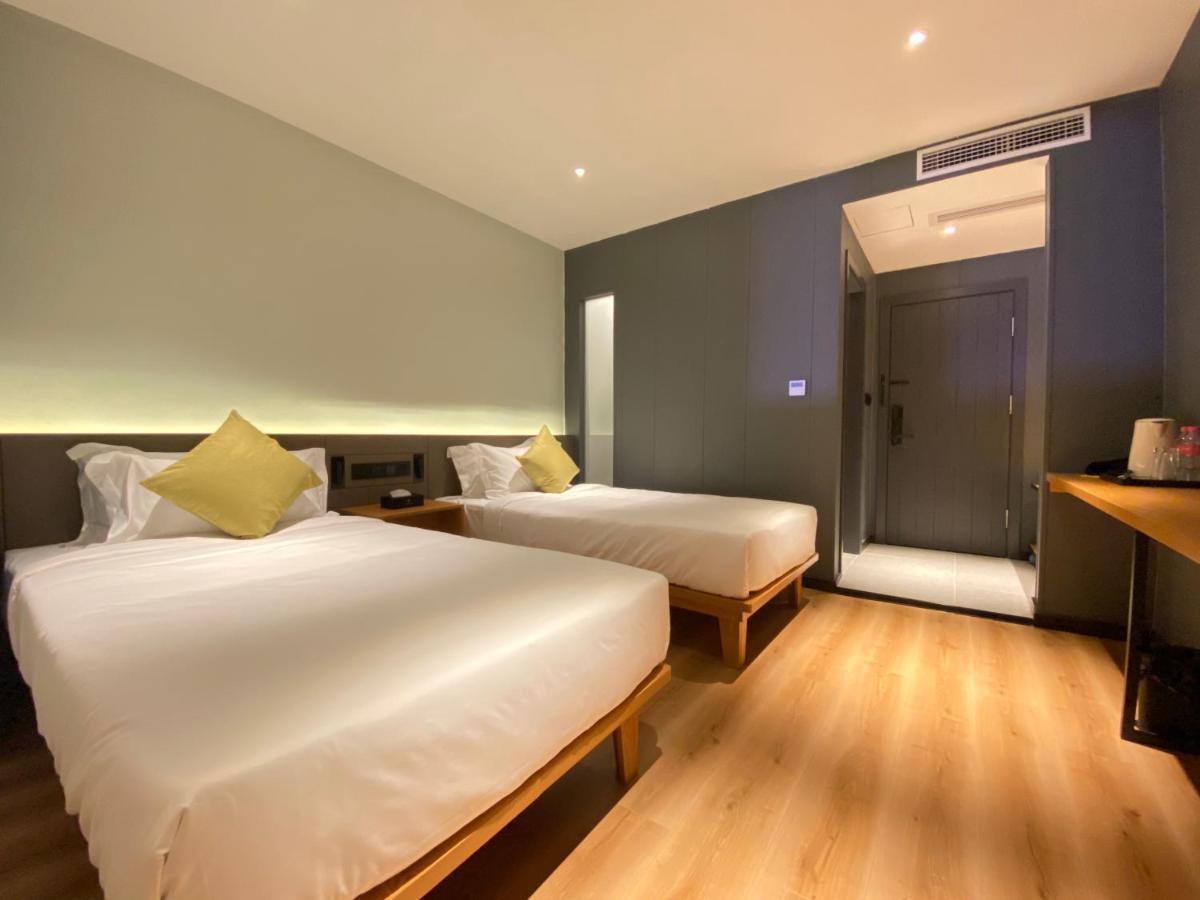 Yunfan Hotel Phnompen Kültér fotó