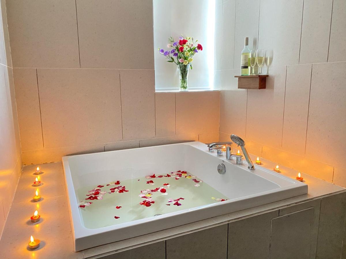 Yunfan Hotel Phnompen Kültér fotó