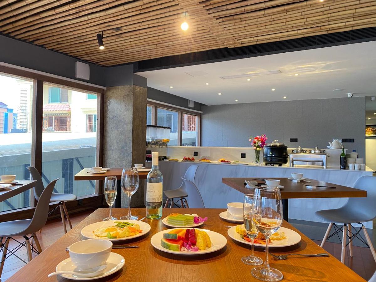 Yunfan Hotel Phnompen Kültér fotó