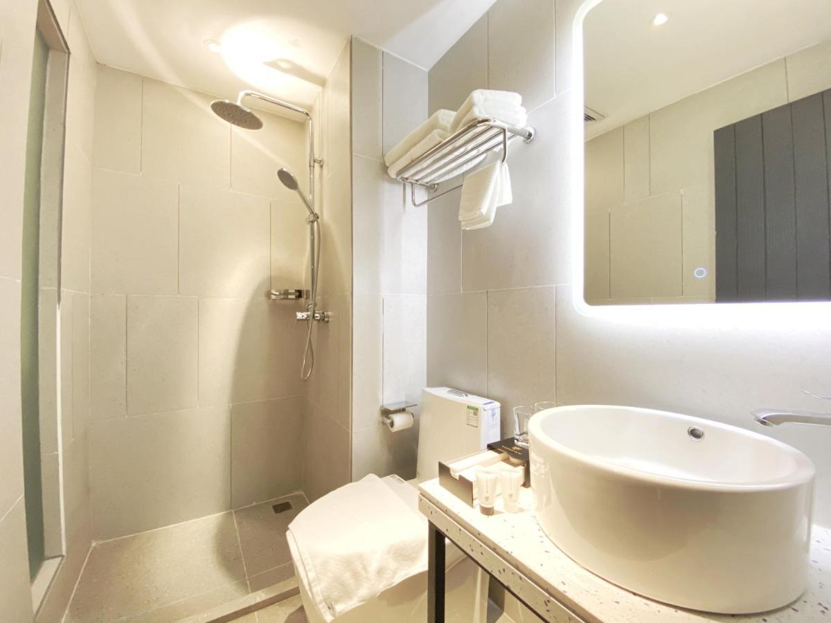 Yunfan Hotel Phnompen Kültér fotó