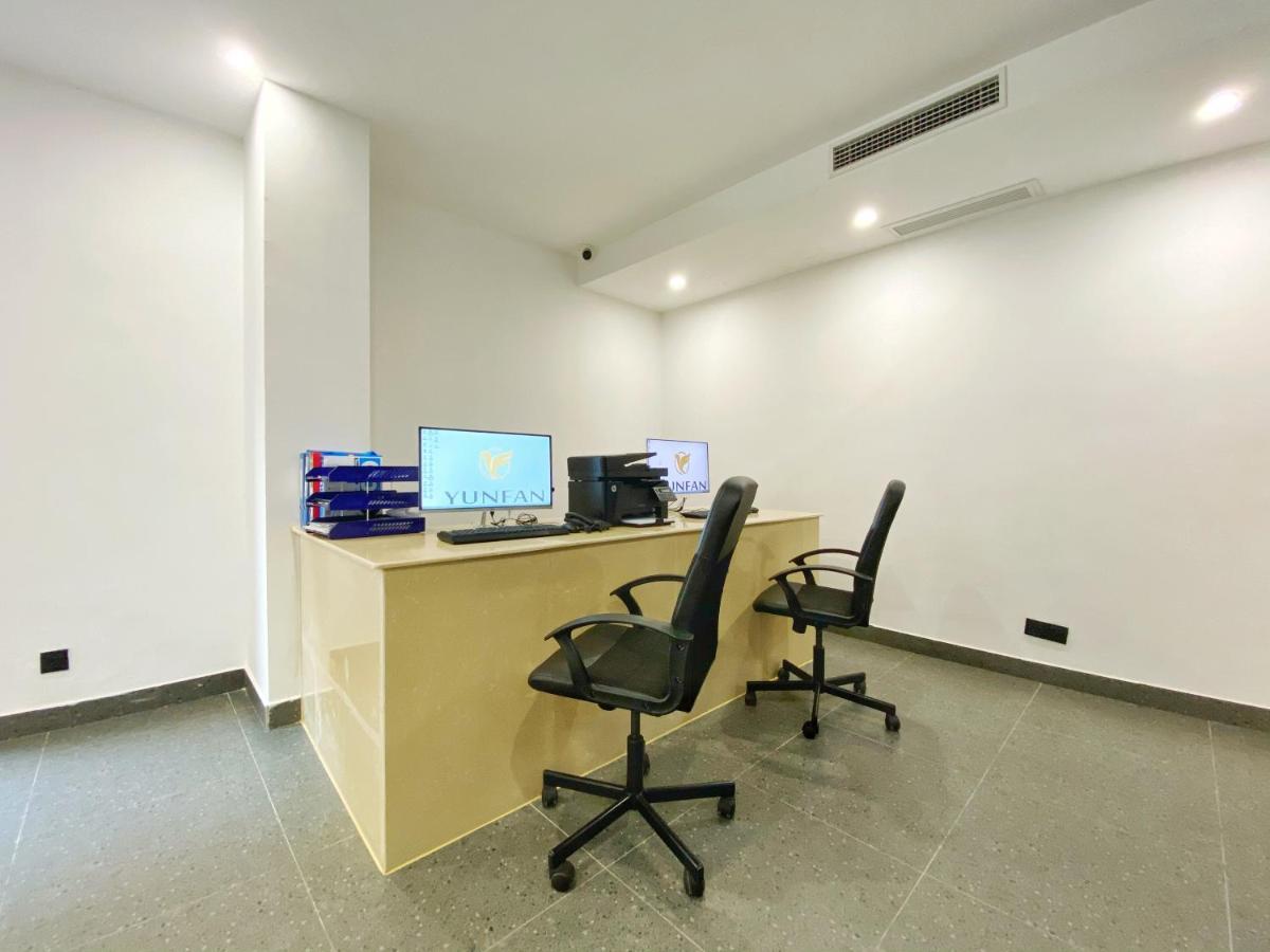 Yunfan Hotel Phnompen Kültér fotó