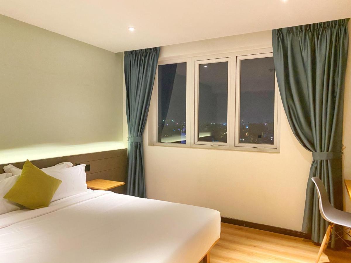 Yunfan Hotel Phnompen Kültér fotó