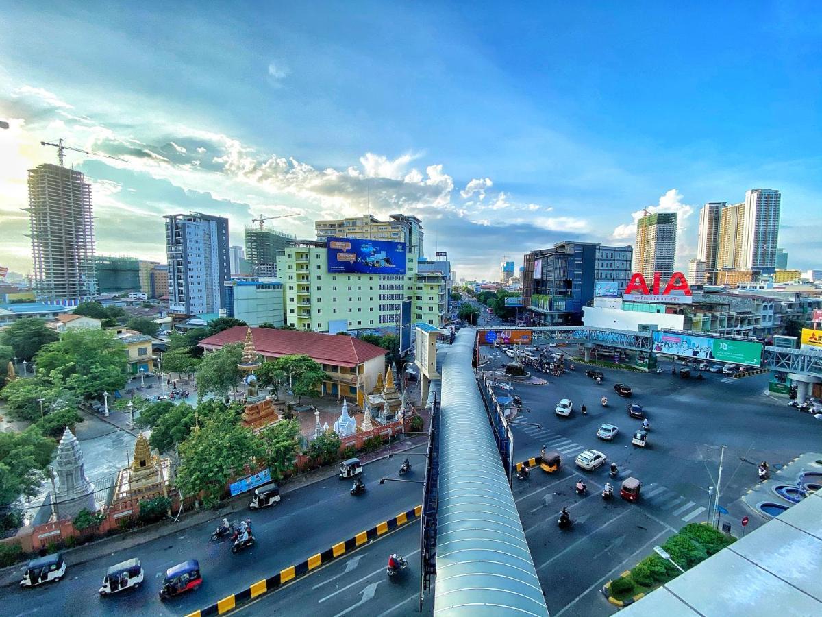 Yunfan Hotel Phnompen Kültér fotó